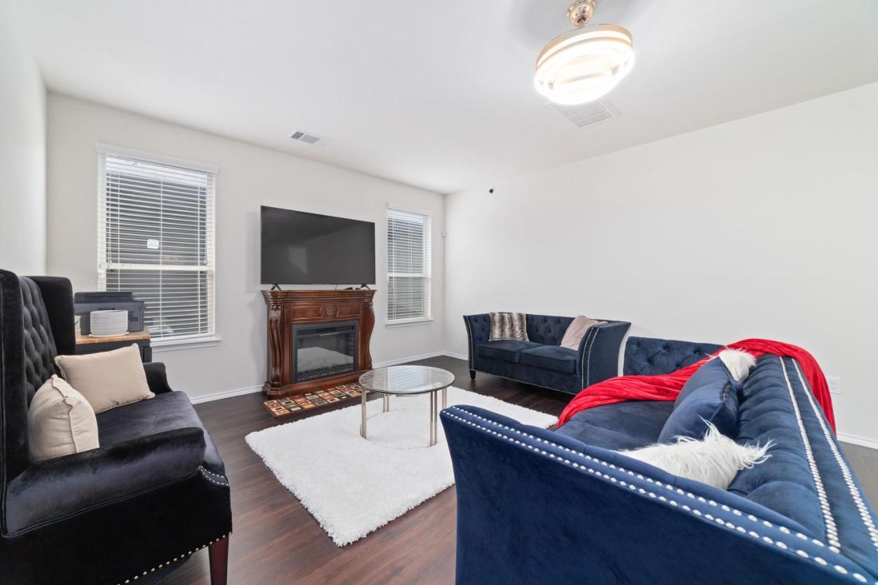 Вилла N-E-G House - Near David Wayne Hooks Airport Хьюстон Экстерьер фото