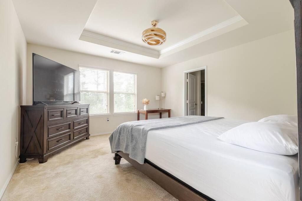 Вилла N-E-G House - Near David Wayne Hooks Airport Хьюстон Экстерьер фото